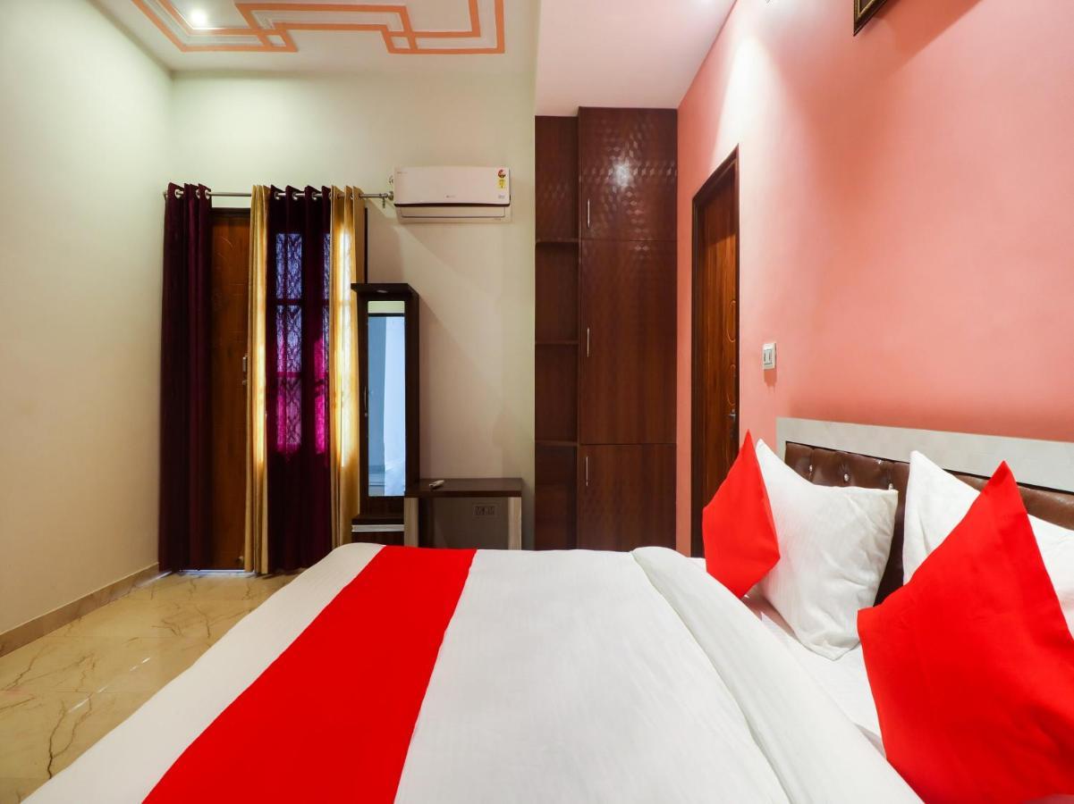 Oyo Lck1233 Rivaaj Palace Lucknow Exterior photo